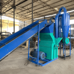 Industrial hammer mill machine used for biomass grinding and size reduction